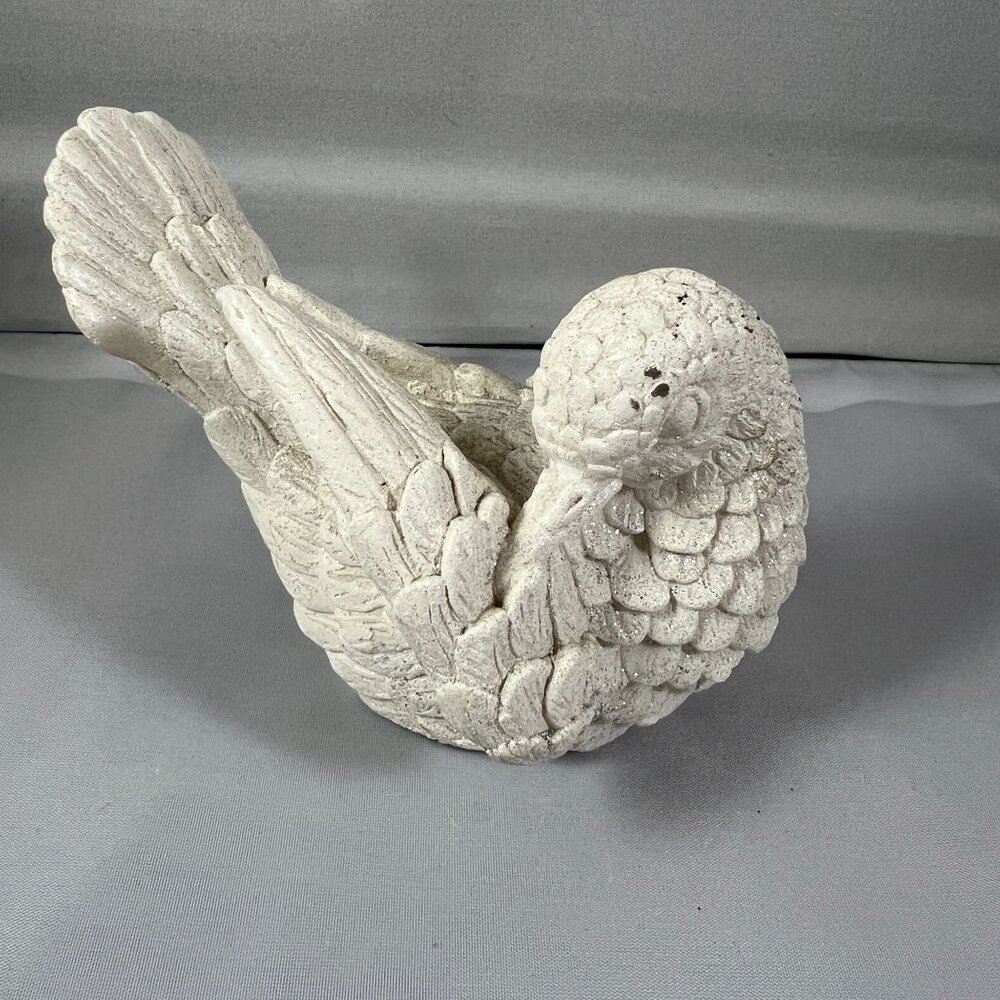 A. Santini Single "Doves of Piece" Decorative White Stone-Look Bird Figurine